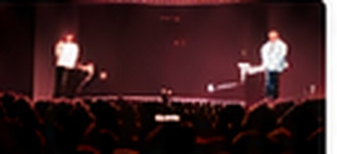 ビジネスイベントのステージ